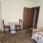 Endris Room